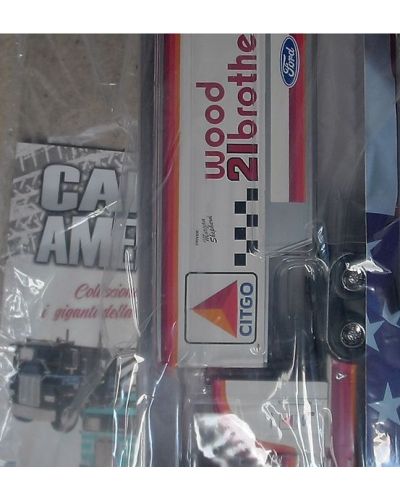 Camion Americani & Co. in scala 1:43