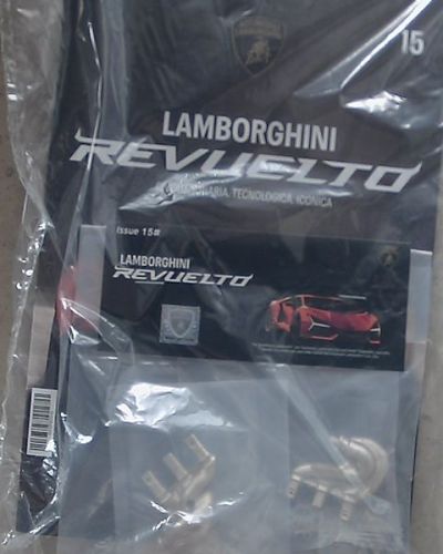 Numero 15: Componenti + Fascicolo